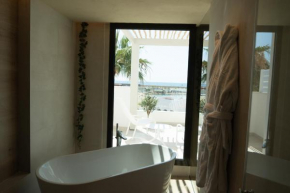 XULOS Rooms & Suites